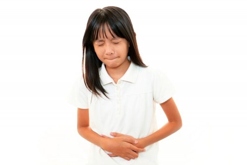 dolor abdominal en un niño con parásitos
